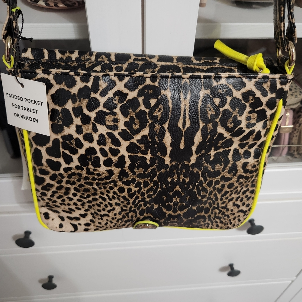 Leopard Tech Bag - Picture 2 of 7